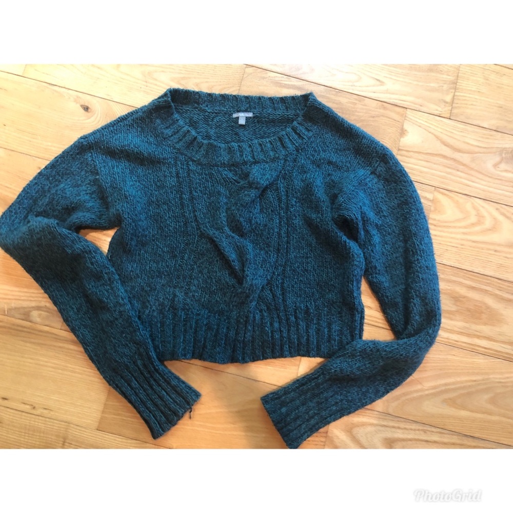 Cropped sweater